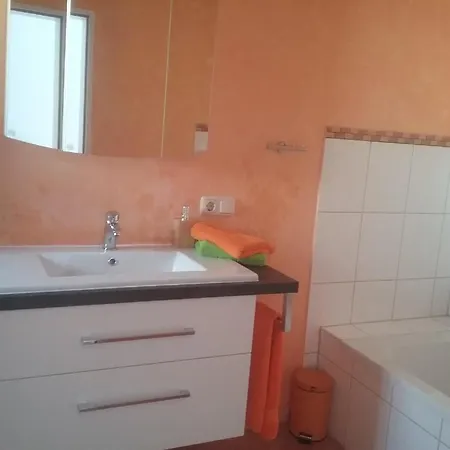 Landhaus Lucia 2 *